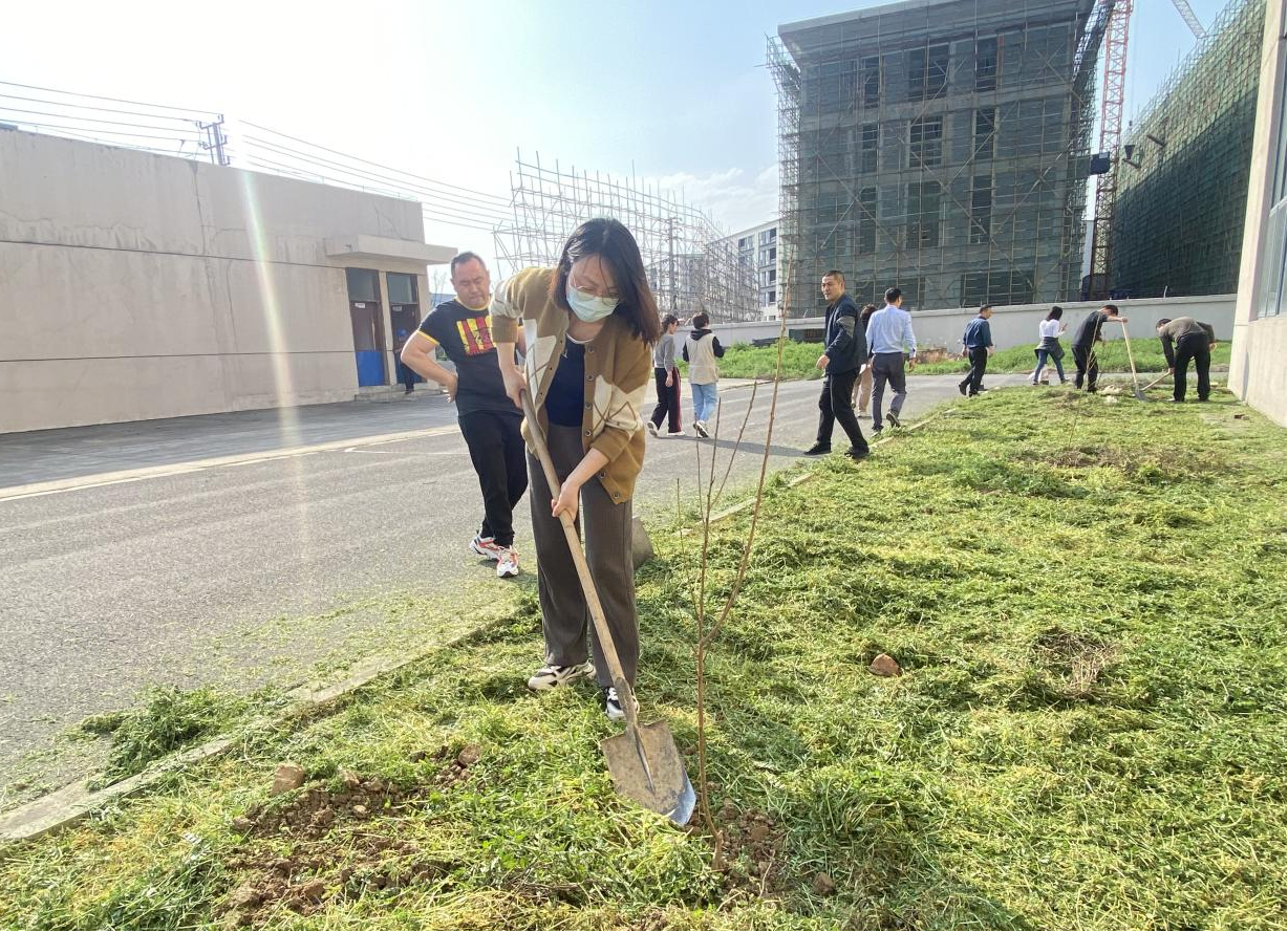 九游体育世界杯今日战报！葡萄牙死里逃生，C罗再破纪录！16强双牙相遇